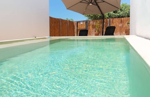 Chicxulub Puerto House | Beach House - Family & Serenity by LAHOS