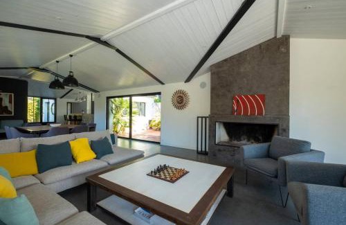 Sainte-Marie-de-Re Villa | BEACH HOUSE