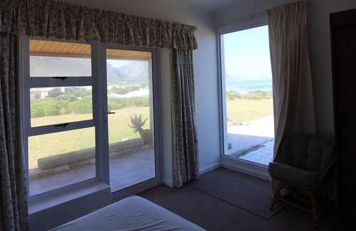 Betty's Bay House | Beach House in Betty's Bay