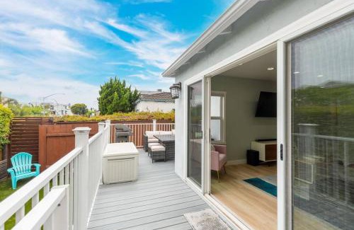 Crown Point House | Beach House In The Heart Of PB