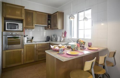 Ribeira Grande Apartment | Beach House - Mountain And Ocean