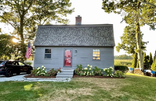 Old Saybrook House | Beach house with views that has access to Tennis, Basketball and Private Beach.
