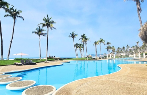Playa Diamante Apartment | Beach just a few steps away! Unparalleled view Zona Diamante I The best place to relax