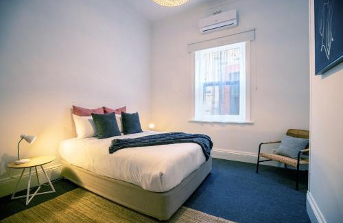 Glenelg South House | Beach & Pines Glenelg