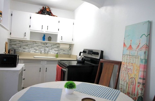 Don Cesar Apartment | Beach Retreat Apartment Ground Floor Patio - Location! Location!