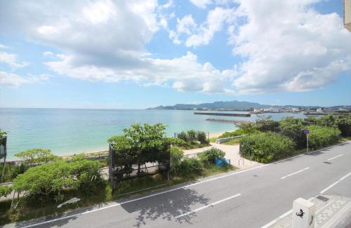 Agarie Apartment | Beach side hotel YAMORIYANONIKAI