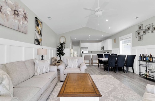 Surf City House | Beach Time