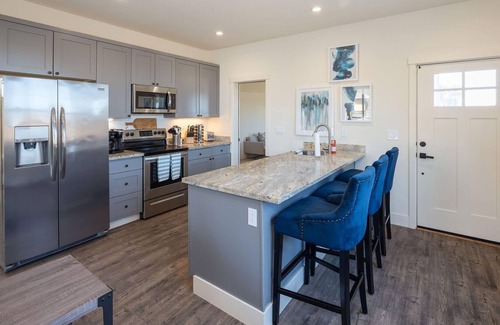 Half Moon Bay House | Beach Town Home w/Hot Tub - Walk to Beaches, Downtown, Activities and more