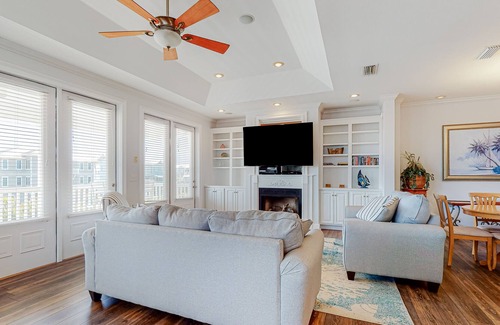 Treasure Beach Village House | Beach view dog-friendly home with a pool, tennis, fireplace, washer/dryer, grill