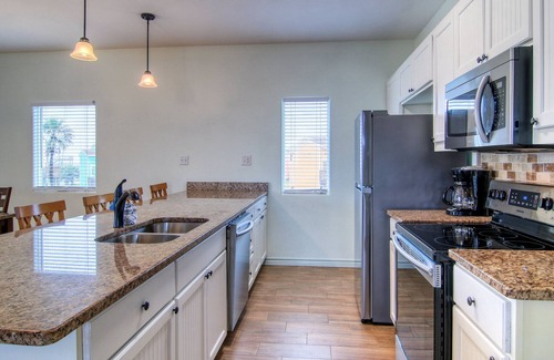 Port Aransas House | Beach View S Upstairs Bveu146 4 Bedroom Home by Redawning