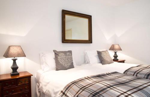 South Charlton House | Beach View, Waterside Cottages