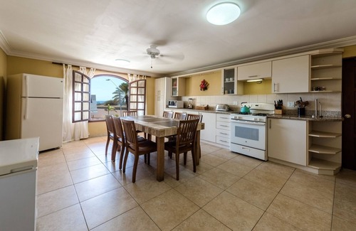 Arashi Villa | BEACH WHITE VILLA Best snorkel on island!