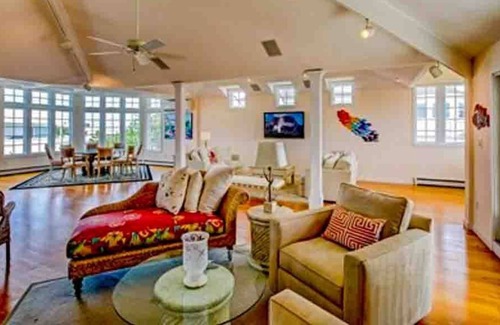 Loveladies House | Beachblock in Loveladies 6bd 6bth with pool and hot tub sleeps 14