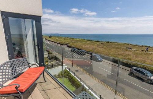 Boscombe Apartment | Beachcliff - On the Seafront with Two Balconies