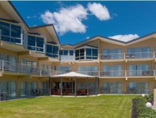 Picton Hotel | Beachcomber Inn Picton