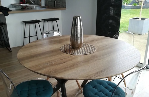 Plouescat House | Beaches 5 minutes away, near historic center, enclosed garden, house sleeps 4-5