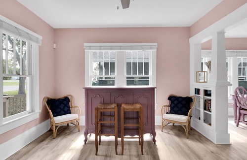 Palm Harbor House | Beaches, Downtown, Breweries, Trail, Gameroom, Bikes, Kayaks & Fully Renovated!