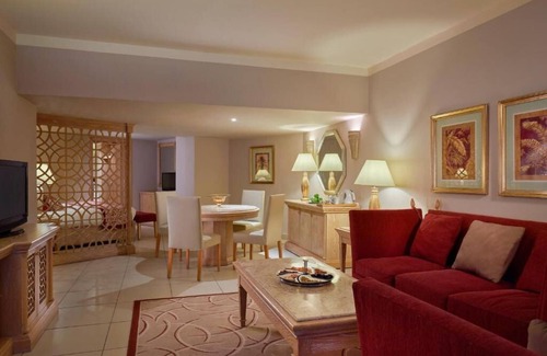 Ras Umm Sid Hotel | Beachfront Adults-Only Stay with Spa, Water Sports & Old Market Access