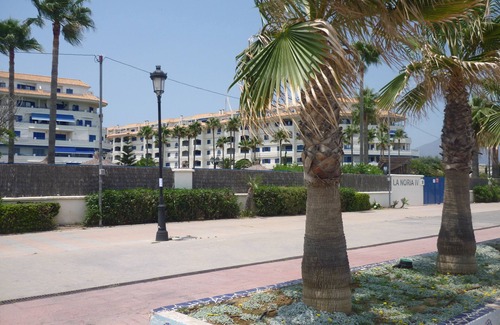 San Luis de Sabinillas Apartment | Beachfront 3 Bed Apt San Luis De Sabinillas