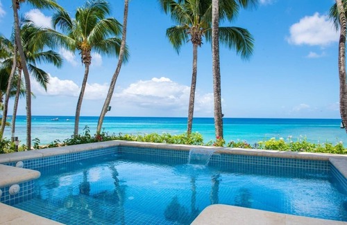 Reeds Bay Apartment | Beachfront 1-Bed with Spa Pool - Reeds House 9