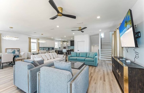 Mexico Beach House | Beachfront, 2nd level pool, 6Bd,7Ba, Sleep 20, Patio, fire pit.