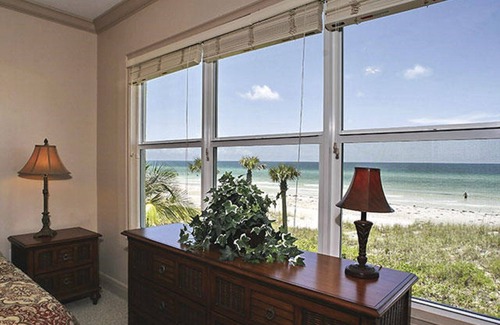 Bradenton Beach Condo | BEACHFRONT 5 star Condo 'Our Waterfront Paradise' Sep 20-Oct 11 Avail