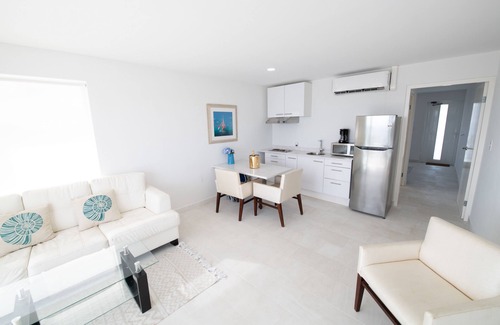 Pos Chiquito Apartment | Beachfront Bella Horizonte 3