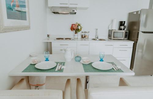Pos Chiquito Apartment | Beachfront Bella Horizonte 4
