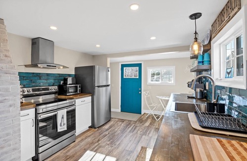 Plymouth House | Beachfront Bliss: Modern Plymouth Home w/Direct Beach Access and deck in front of ocean!