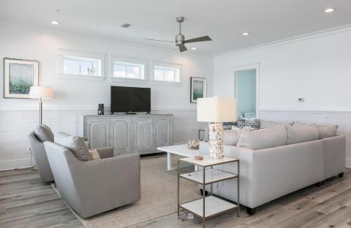 Orange Beach House | Beachfront Bliss