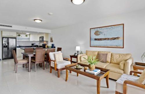 Oranjestad-West House | Beachfront - Brisas del Mar 2BR condo - E324