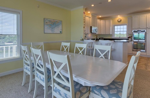 Treasure Beach Village House | Beachfront - Community Pool/Pickleball Access!