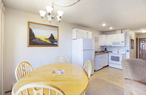 Moclips Condo | Beachfront Condo on the Moclips River