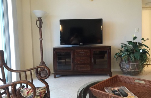 Surfside Condo | Beachfront Condo With Balcony/Partial Ocean View - Special Summer/Fall Pricing