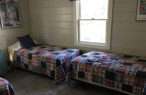 Buckroe Beach Cottage | Beachfront Cottage directly on the Chesapeake Bay!