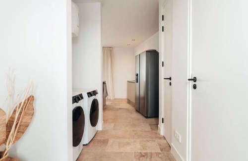 Willemstad Condo | Beachfront 4BR Condo ONE Mambo 20 & 21 by Bocobay