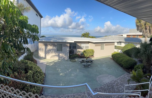 Sunset Reef Cottage | BEACHFRONT - Directly on Redington Beach/Gulf of Mexico