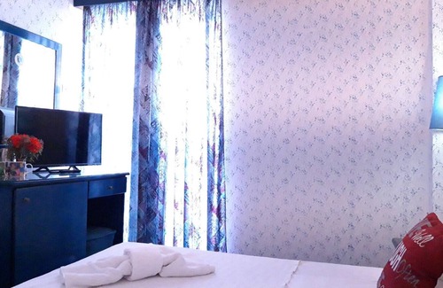 Agia Marina Condo | Beachfront Double Haven - Argo Seaside Stays