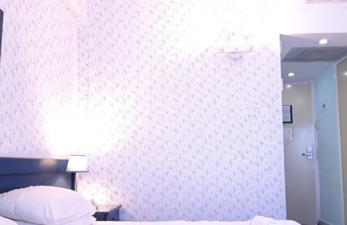 Agia Marina Condo | Beachfront Double Haven - Argo Seaside Stays