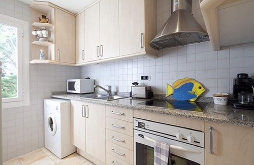 Port de la Selva Apartment | Beachfront Tamariua Costa Brava