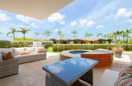 Oranjestad-West House | Beachfront - Garden Delight 2BR condo - E125-2