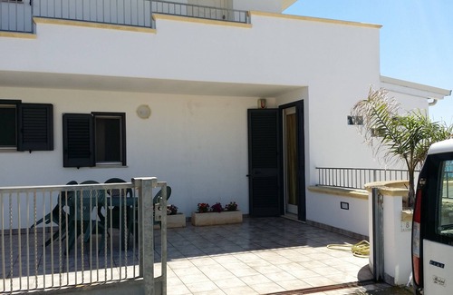 Torre San Giovanni House | Beachfront holiday home 30 meters from the water