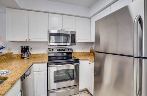 Holmes Beach Condo | Beachfront - Hidden Cove Unit 1 by SeaBreeze Vacation