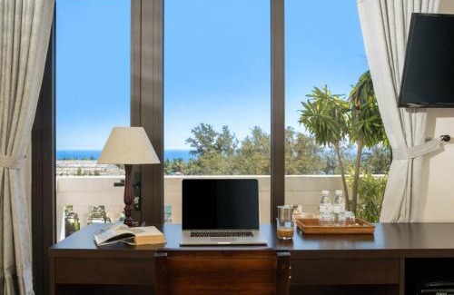 Cua Đai Hotel | Beachfront Hotel Hoi An