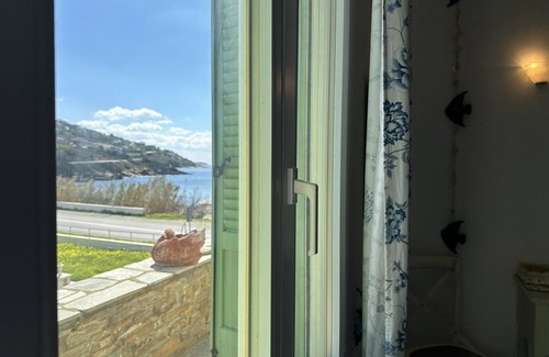 Kipri House | Beachfront House Kipri ideal for families