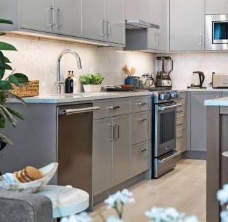 Black Creek Apartment | Beachfront Luxury Suite #19 at THE BEACH HOUSE