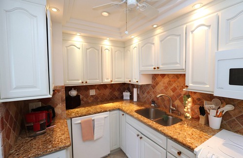 Marco Island Condo | Beachfront Luxury – Marco Island Paradise. Christmas week for free!