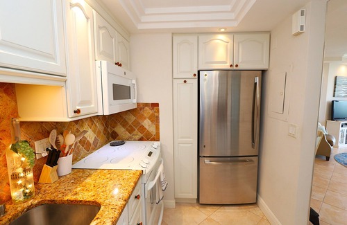 Marco Island Condo | Beachfront Luxury – Marco Island Paradise. Christmas week for free!