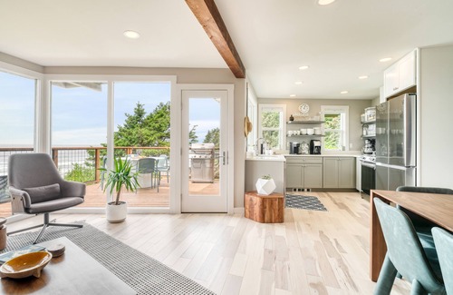Arch Cape House | Beachfront Near Hug Point | Views w/Grill & Outdoor Dining Area | Sunset Cove