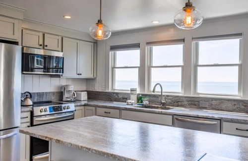 North Truro House | Beachfront on Private Beach w/AC!